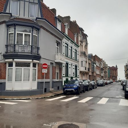 meublé saisonnier plage 200 m Dunkirk Exterior foto